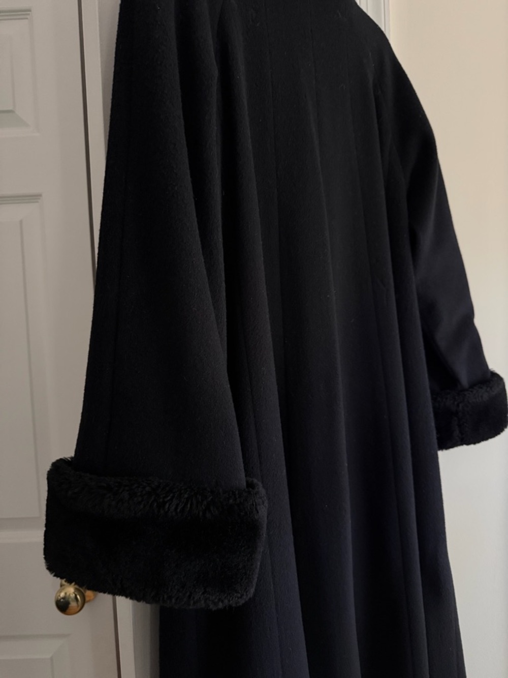 Vintage Black Wool Coat Fur Trim Long Maxi Coat Steve by Searle Size 6 - Picture 4 of 8